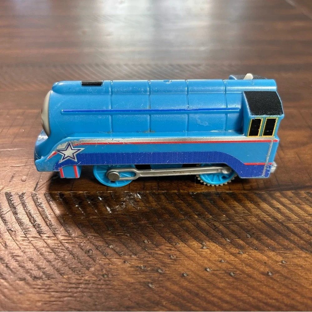 Thomas Trackmaster‎ SHOOTING STAR GORDON Motorized Train Streamlined Works